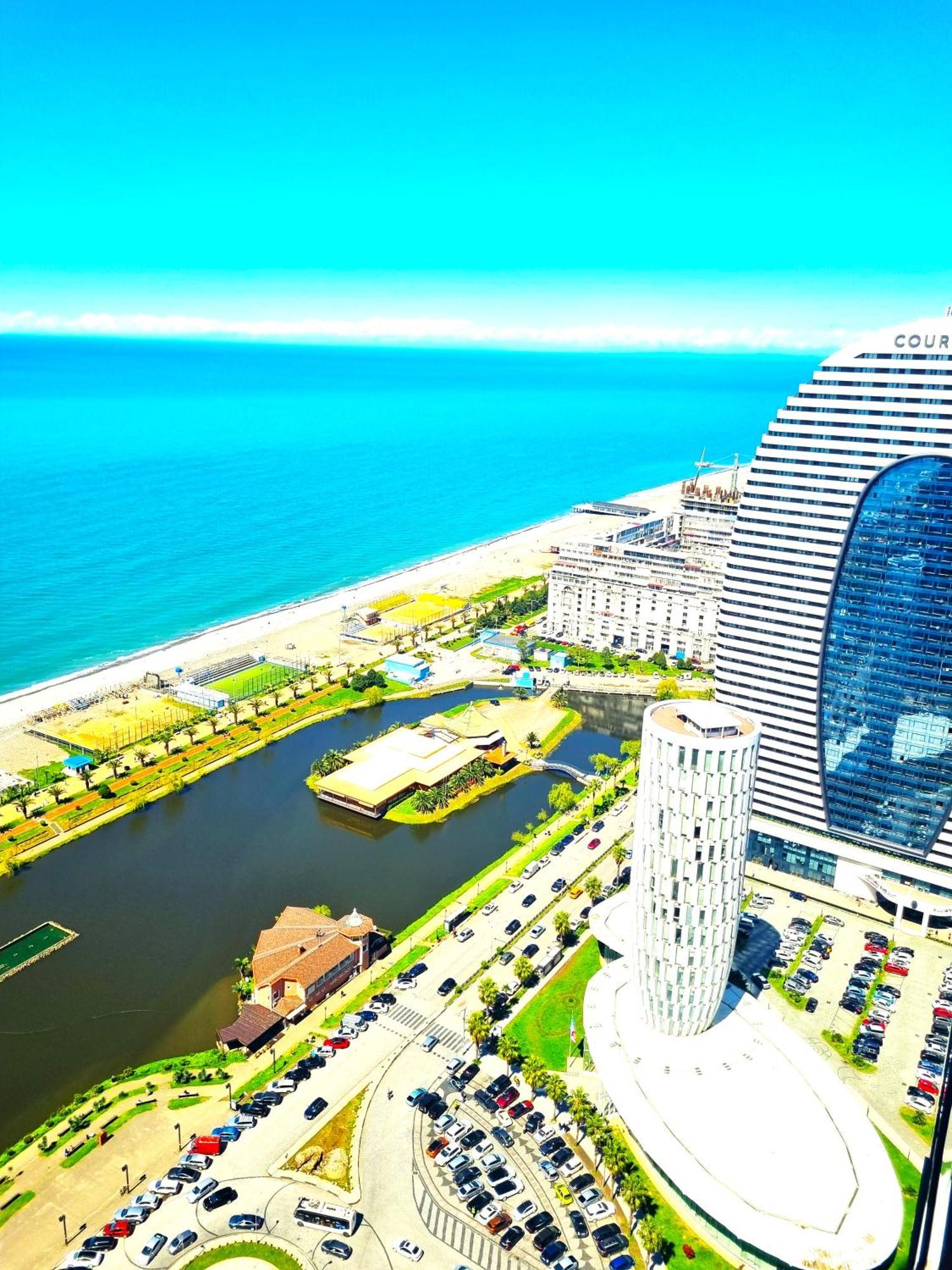 Апартаменты Orbi Sity Батуми Экстерьер фото